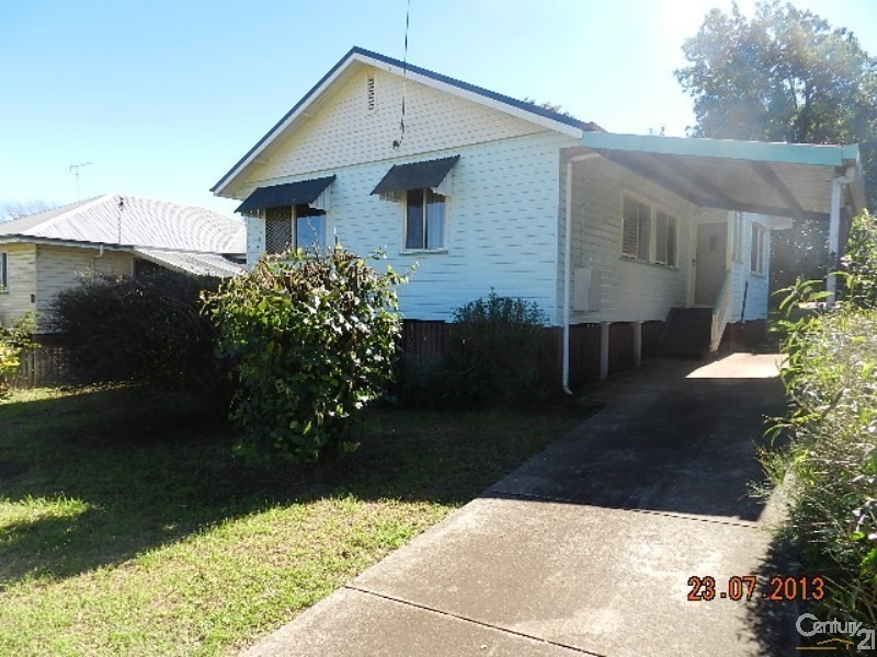 17 Walsh Street, Harlaxton QLD 4350