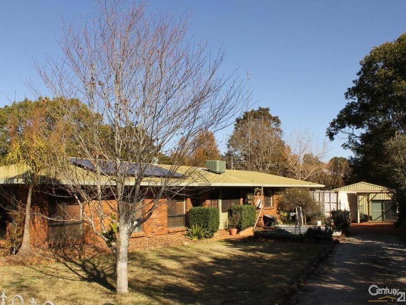 11 Horton Street, East Toowoomba QLD 4350