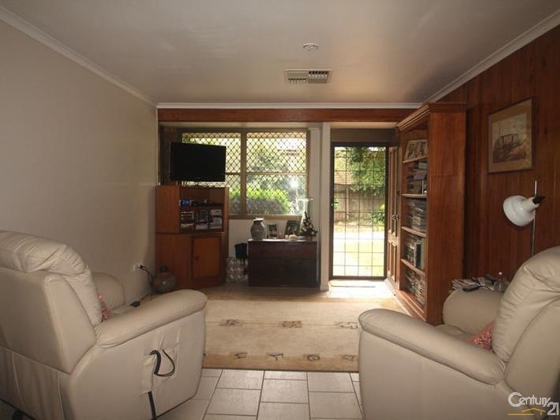 11 Horton Street, East Toowoomba QLD 4350