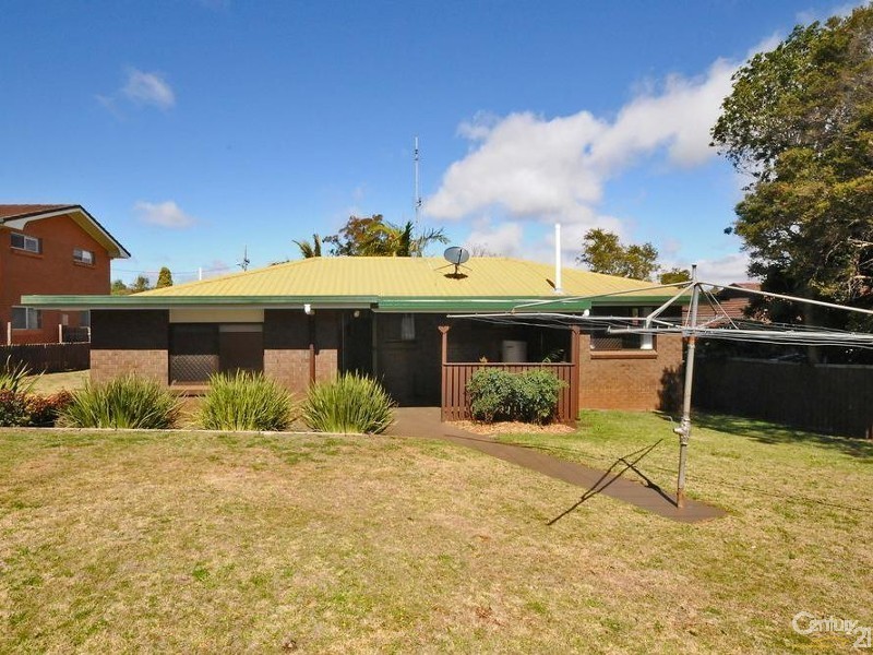 15 Marcia Street, Rangeville QLD 4350