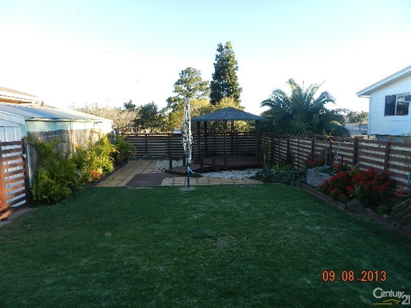 1 Farr Street, Kearneys Spring QLD 4350