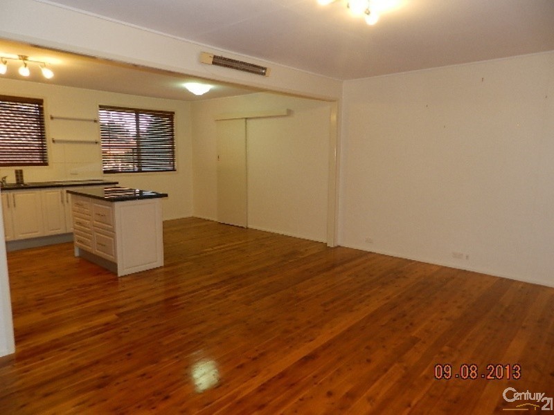 1 Farr Street, Kearneys Spring QLD 4350