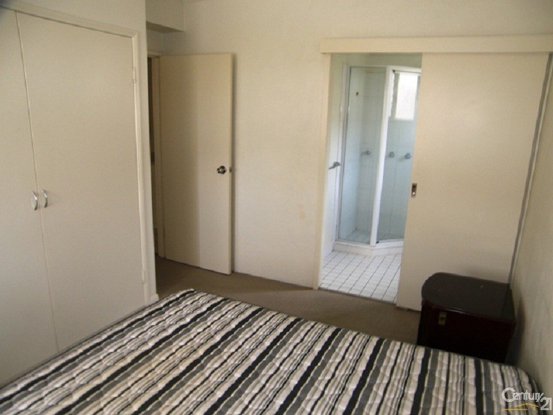 1/5-7 Uni Plaza Court, Darling Heights QLD 4350