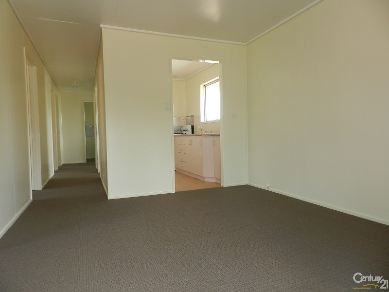 21  Festival Street, Rockville QLD 4350