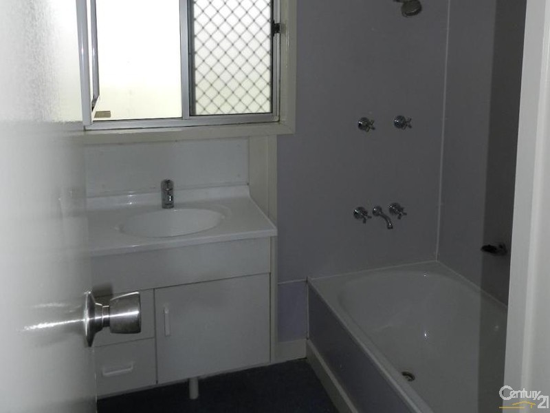 21  Festival Street, Rockville QLD 4350