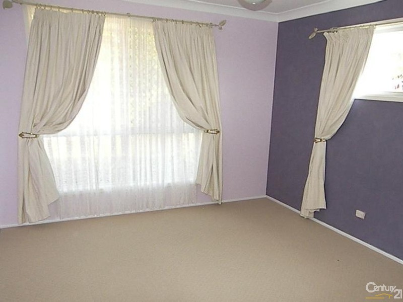 2/2 Debra Street, Centenary Heights QLD 4350