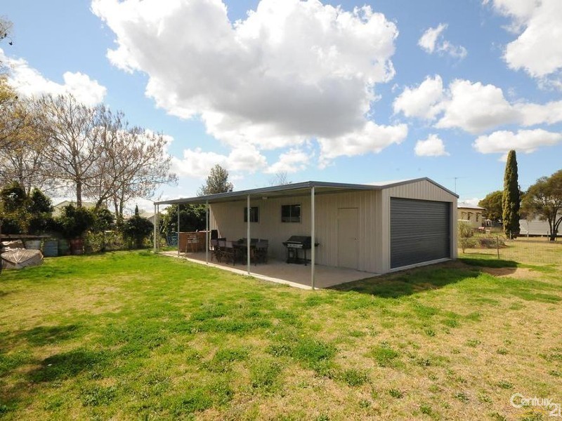 3 Charlotte Street, Newtown QLD 4350