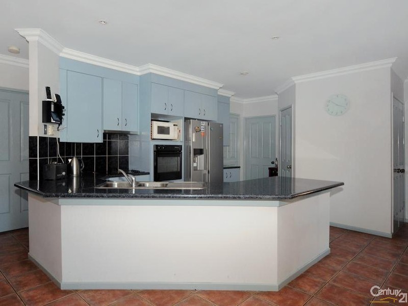 26 Weis Crescent, Middle Ridge QLD 4350