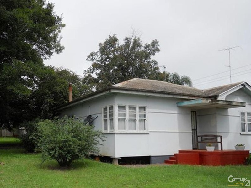 340 Hume Street, Centenary Heights QLD 4350