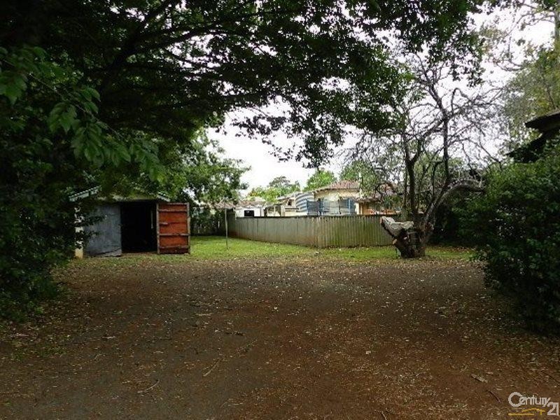 340 Hume Street, Centenary Heights QLD 4350