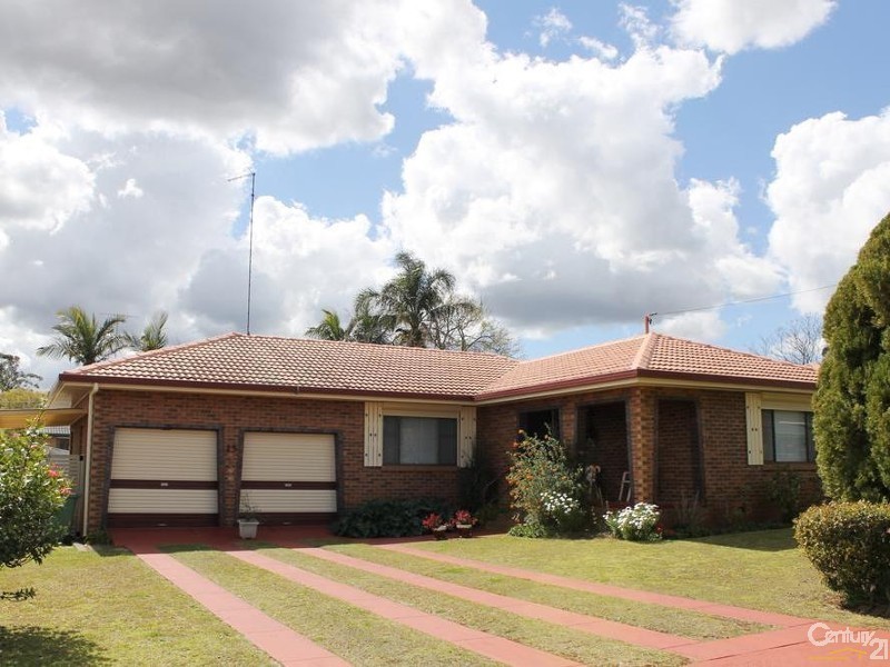 15 Boyett Street, Centenary Heights QLD 4350