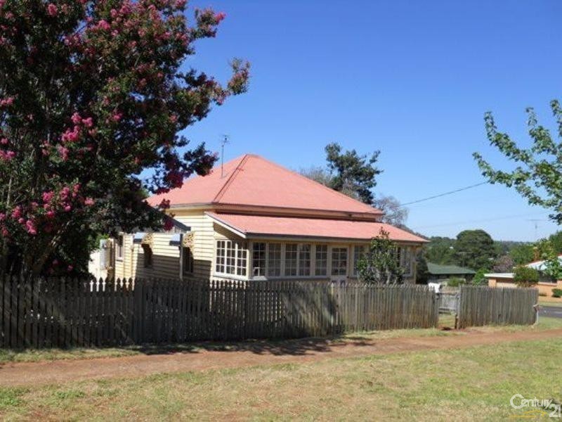 48 Ipswich Street, East Toowoomba QLD 4350