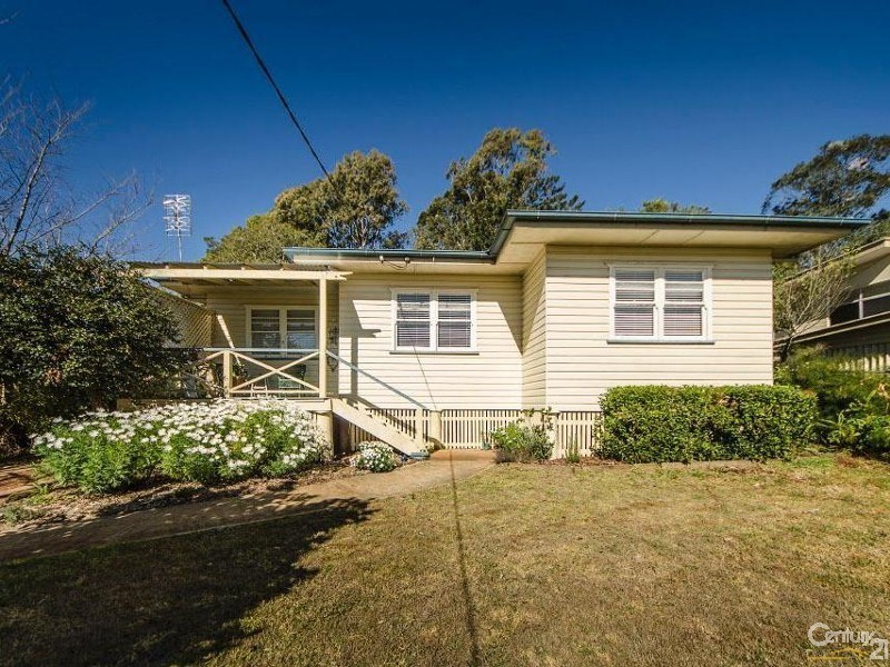 102 Perth Street, South Toowoomba QLD 4350