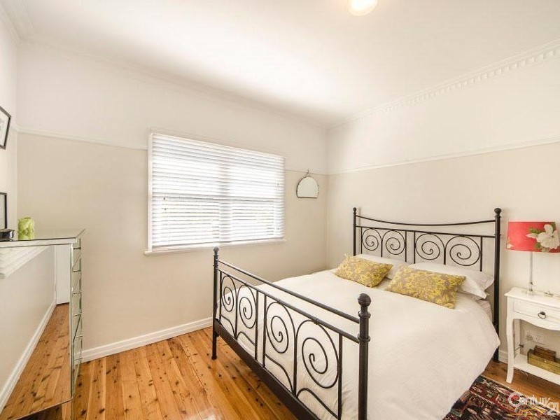 102 Perth Street, South Toowoomba QLD 4350