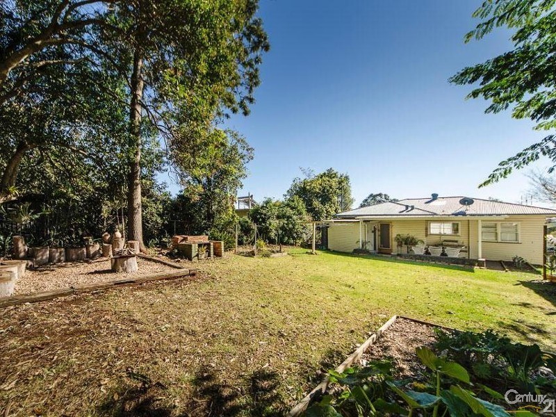 102 Perth Street, South Toowoomba QLD 4350