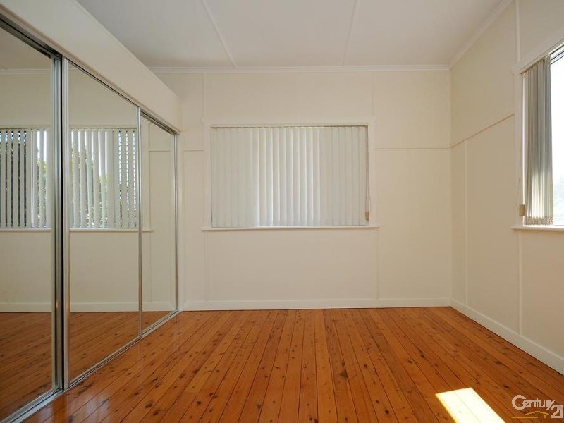 12 Power Street, Harristown QLD 4350