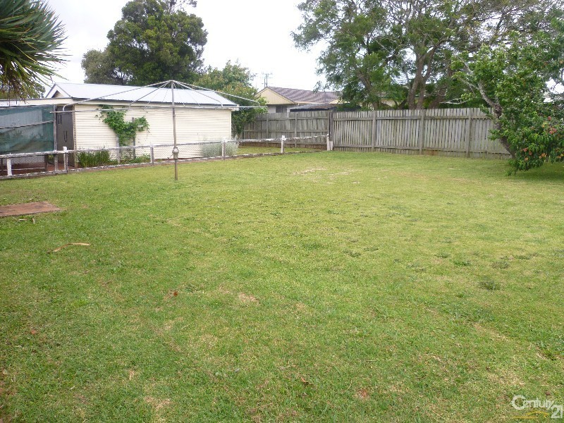11 McCafferty Street, Wilsonton QLD 4350