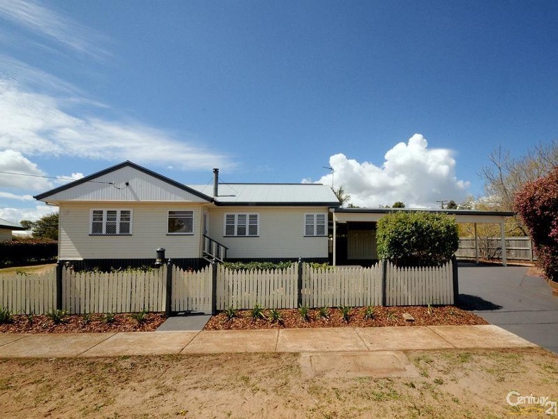 16 Webb Street, Rangeville QLD 4350