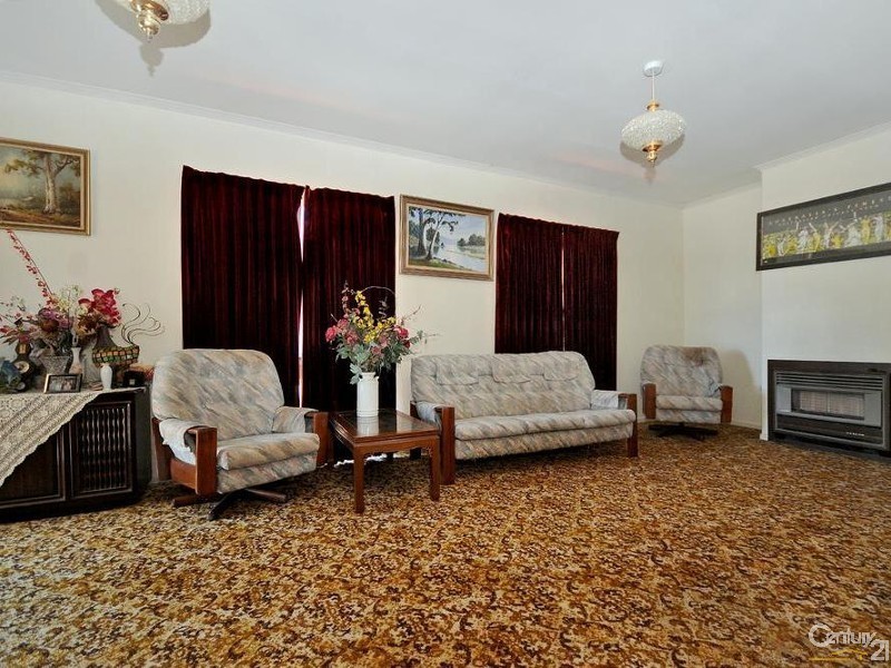 19 Mott Crescent, Toowoomba QLD 4350