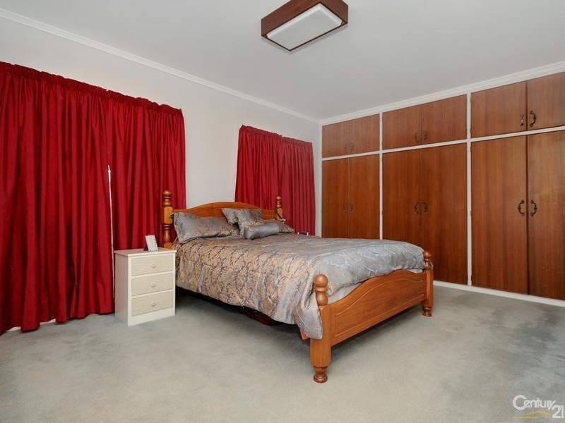 19 Mott Crescent, Toowoomba QLD 4350