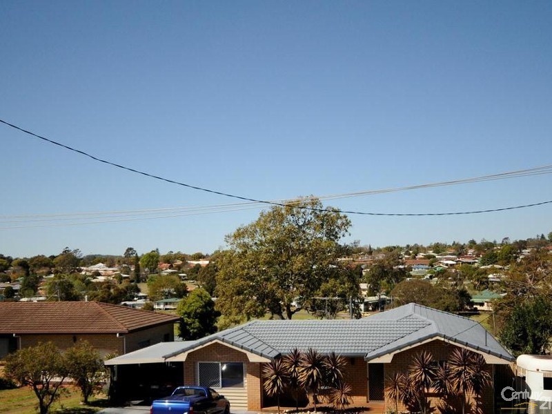 19 Mott Crescent, Toowoomba QLD 4350