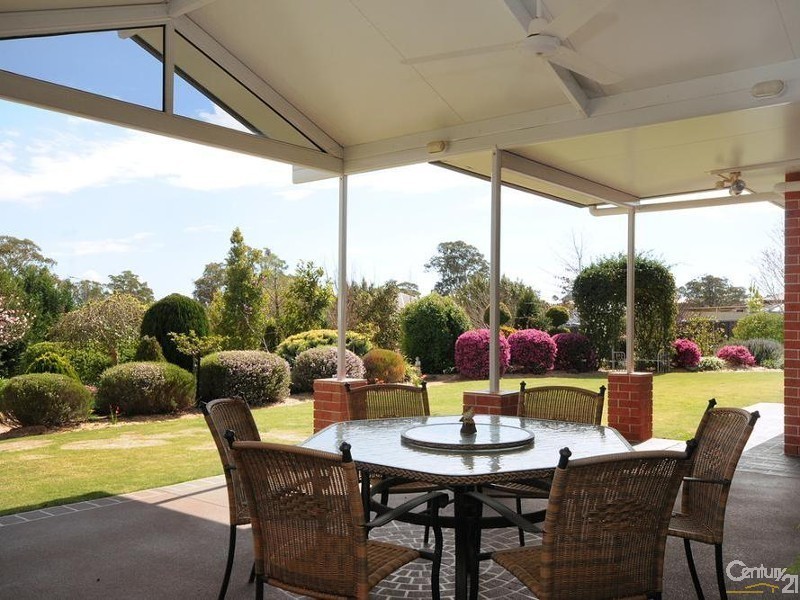 14 Kimdon Crescent, Highfields QLD 4352