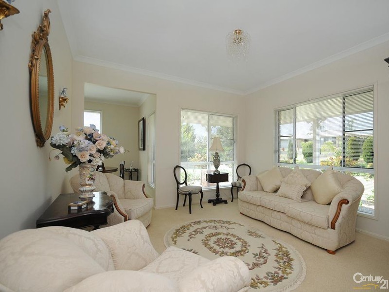 14 Kimdon Crescent, Highfields QLD 4352