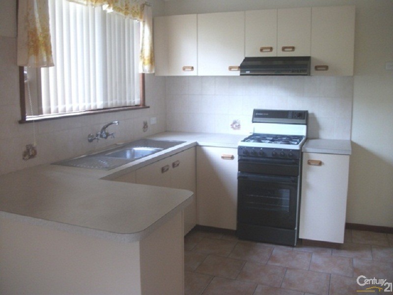 2/5 Riethmuller Street, Kearneys Spring QLD 4350