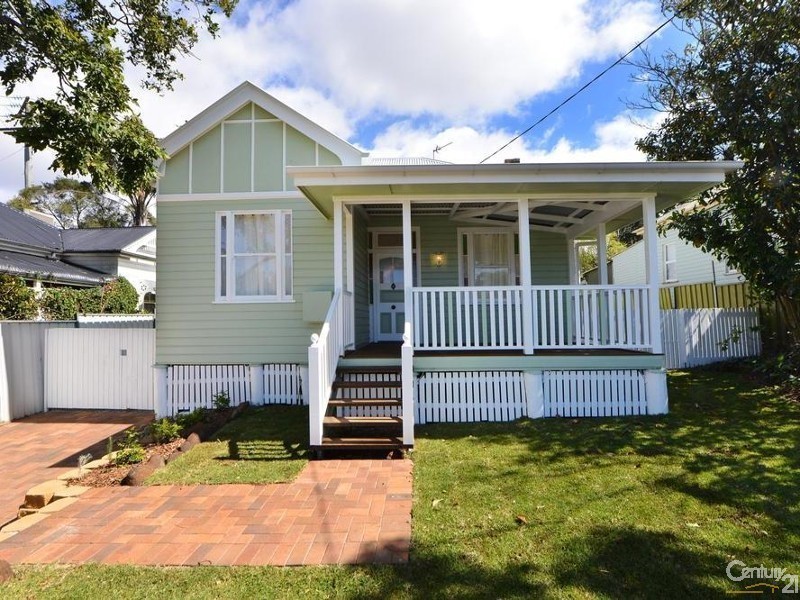 159 West Street, Newtown QLD 4350