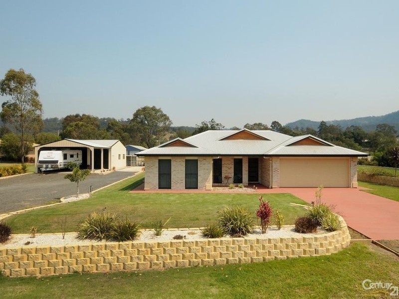 7 Biggs Road, Withcott QLD 4352