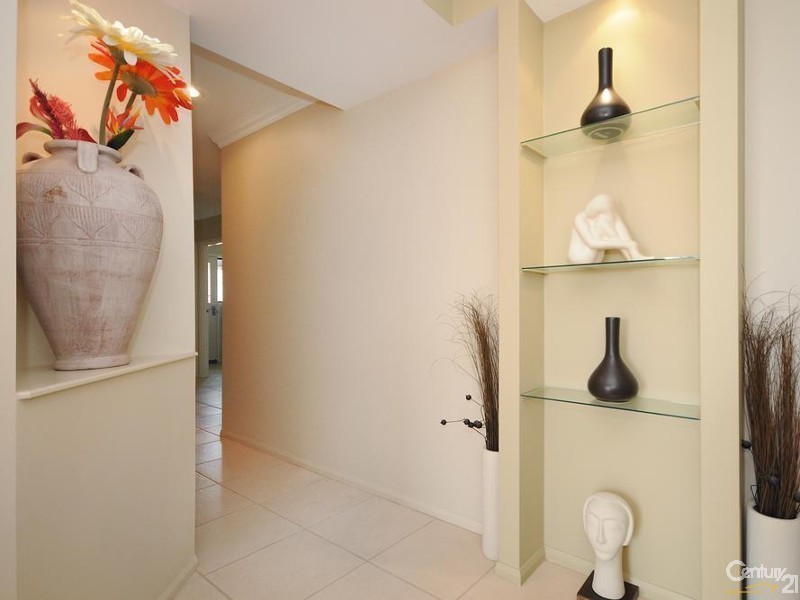 7 Biggs Road, Withcott QLD 4352