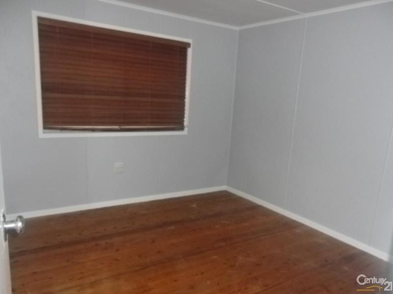 64 Sardon Street, Centenary Heights QLD 4350