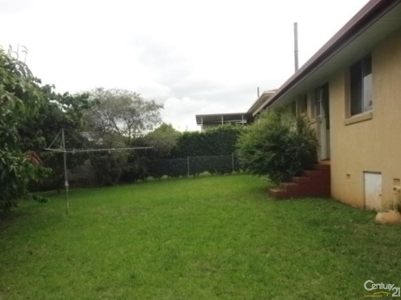 64 Sardon Street, Centenary Heights QLD 4350