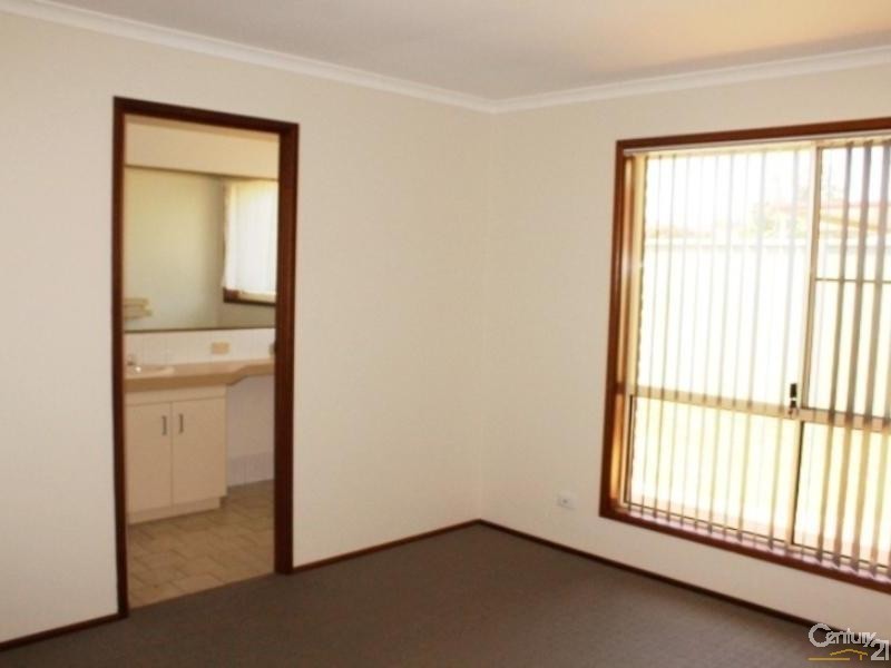 7 Alroe Court, Kearneys Spring QLD 4350