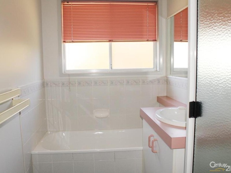 90 Wuth Street, Darling Heights QLD 4350