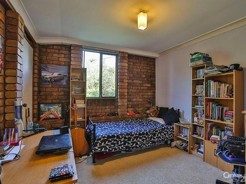 1 Riethmuller Street, Kearneys Spring QLD 4350