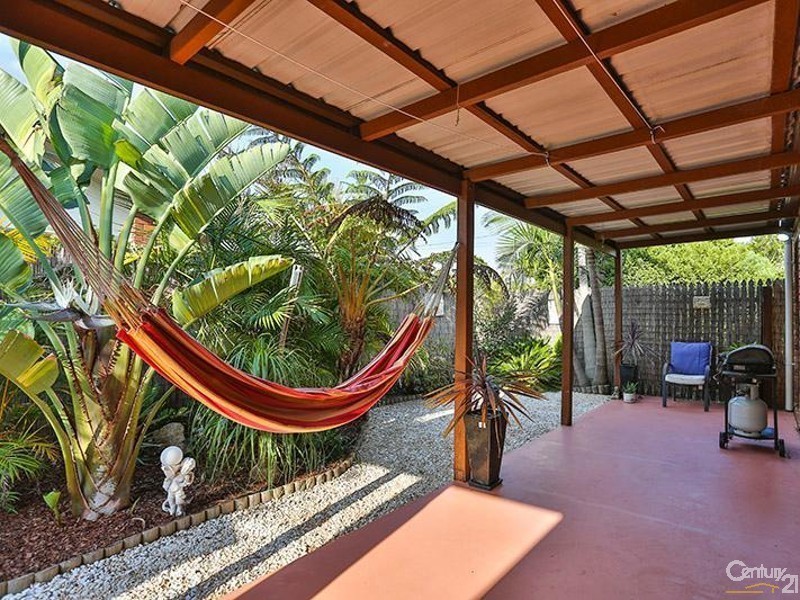 1 Riethmuller Street, Kearneys Spring QLD 4350
