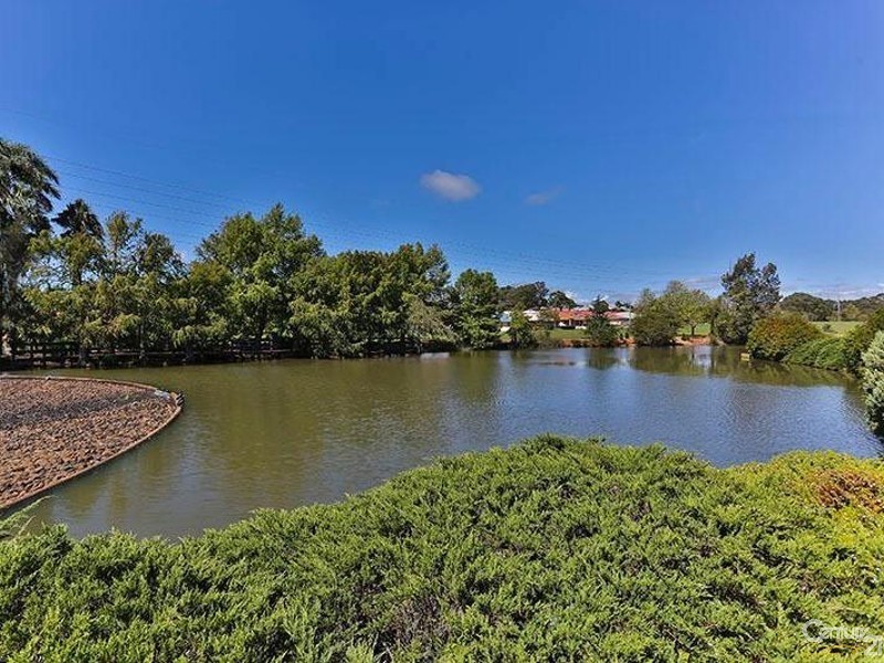 1 Riethmuller Street, Kearneys Spring QLD 4350