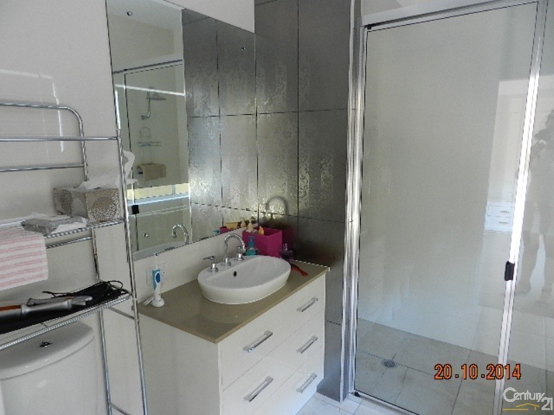 4A Allan Street, North Toowoomba QLD 4350