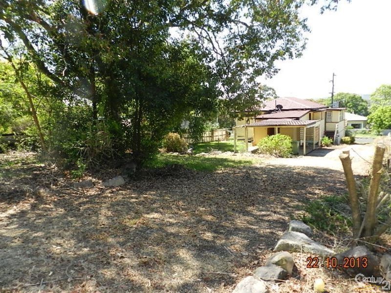 24 Christmas Street, North Toowoomba QLD 4350