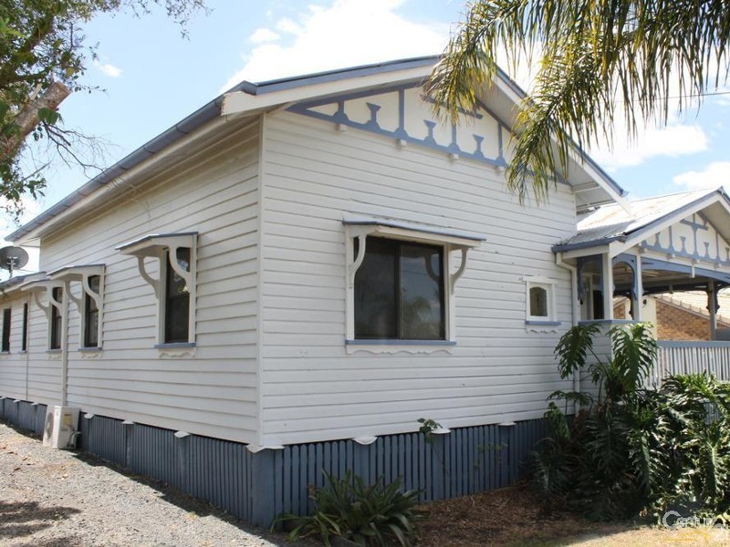 17 Copp Street, Pittsworth QLD 4356