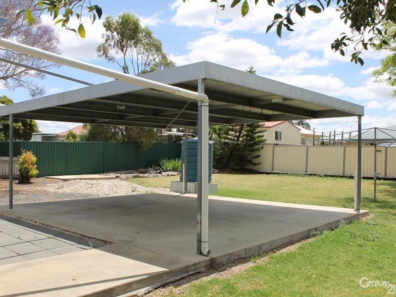 17 Copp Street, Pittsworth QLD 4356