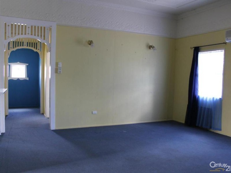 17 Copp Street, Pittsworth QLD 4356