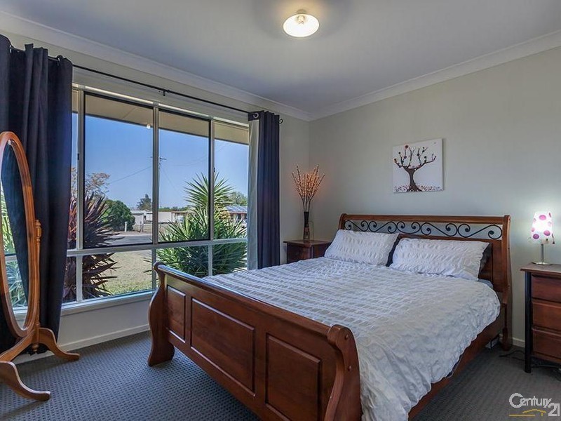 23 Ruby Street, Kingsthorpe QLD 4400