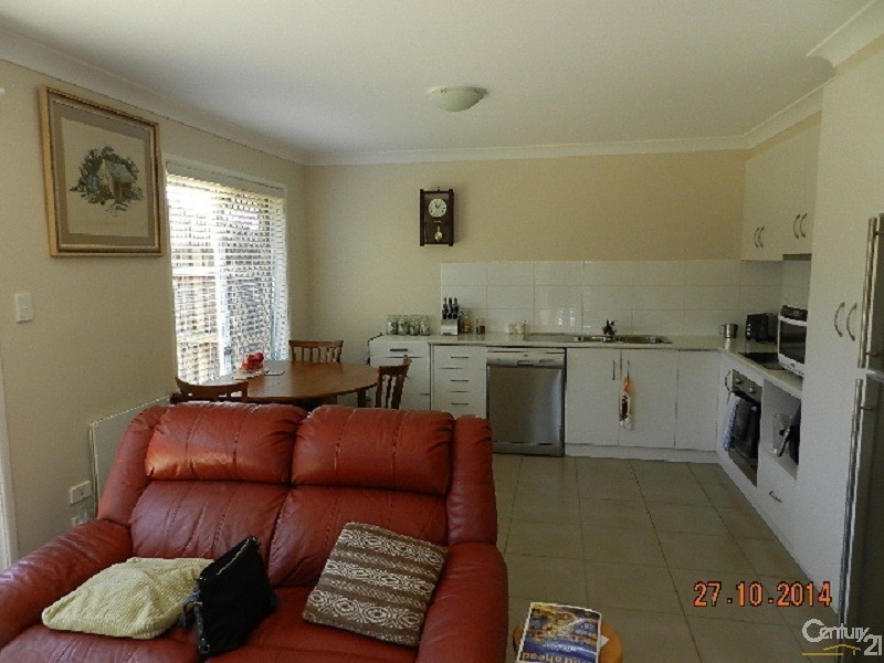 4/1 Lacaze Street, Wilsonton QLD 4350