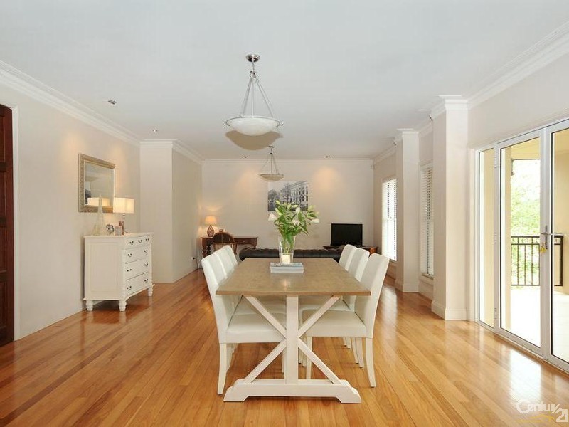 44 Harvey Street, Mount Lofty QLD 4350