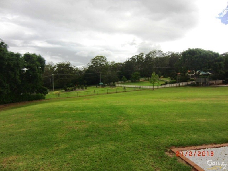 2 Donaghy Court, Middle Ridge QLD 4350