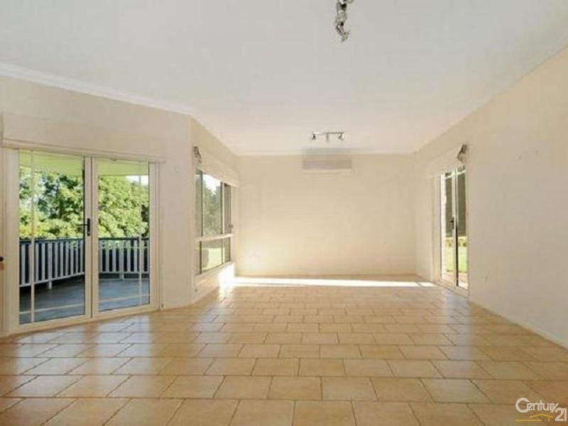 2 Donaghy Court, Middle Ridge QLD 4350