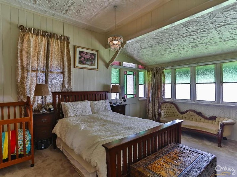 7 Anzac Avenue, Newtown QLD 4350