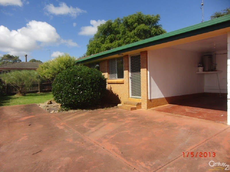 2/16 Kirklees Street, Newtown QLD 4350